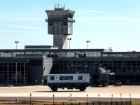 ALARM U VAŠINGTONU: Svi letovi za SAD hitno se preusmjeravaju na jedan aerodrom zbog ebole - proglašena vanredna situacija za ove putnike