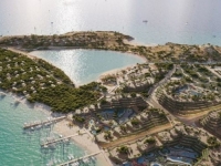 HAOS NA ALBANSKOJ PLAŽI: Narod kipi od bijesa zbog projekta Trumpovog zeta, srušene čelične ograde u zaštićenoj zoni