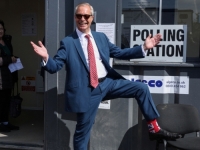 'STARMAGEDDON' NA LOKALNIM IZBORIMA U VELIKOJ BRITANIJI: Potop vladajućih, Nigel Farage slavi