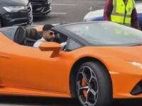 ŠOK U ENGLESKOJ: Zalaže se za zabranu benzinaca i dizelaša, a na svadbu stigao sa 'zvijeri' koja troši 16 litara na 100 km (VIDEO)