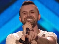 AMEL ĆURIĆ DIŽE ATMOSFERU PRED MUNDIJAL: Objavio novu pjesmu - 'Osjećaj ovaj'