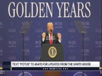 ŠTA SE DEŠAVA SA OVIM ČOVJEKOM: Trump se nenormalno ponašao na skupu u Floridi i brutlano vrijeđao demokratsku zasutpnicu... (VIDEO)
