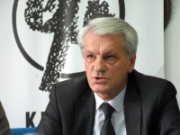 AMIDŽIĆ POKUŠAO UVRIJEDITI KRNJIĆA ZBOG VJERSKE PRIPADNOSTI: Pravni ekspert Enver Išerić podsjeća na obrazac iz 1992. i bijele trake u Prijedoru