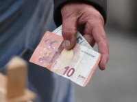 EVROPSKA UNIJA UVODI STROGE KONTROLE PLAĆANJA: Gotovini odzvanja posmrtni marš za velike iznose, a evo šta se mijenja već od 2027. godine