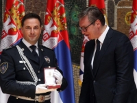 SKANDAL TRESE SRBIJU: Uhapšen šef policije, a Vučić daje bizarne izjave