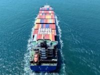 VELIKE KOMPANIJE NAŠLE ALTERNATIVU ZA HORMUZ: 'Zarađujemo još i više, tržišta vape za robom'