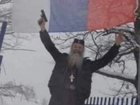 U RUSIJI ODLIKOVAN IGUMAN LUKA BABIĆ: Svećenik koji maše oružjem i veliča zločince i Dodika