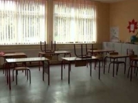 JEDNO ROĐENJE, DESET UMRLIH: Kako nestaju sela Bosne i Hercegovine – i zašto ni 1.000 KM za novorođenče nije zaustavilo odlazak mladih (VIDEO)