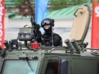 'NIŠTA NE FUNKCIONIRA, ČAK NI BANKOMATI': Sigurnosni haos u Moskvi tri dana prije Dana pobjede – i paradoks parade bez tenkova u zemlji koja se diči vojnom silom (VIDEO)