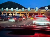 GUŽVE PREMA SLOVENIJI I RADOVI NA AUTOCESTAMA: Karavanke povremeno zatvorene, večeras zatvaranje na štajerskoj autocesti