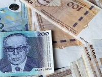 'KAPA DO PODA, MAJSTORE...': Nižu se reakcije nakon poteza Almira Mujkanovića...