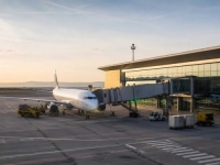 POTPUNI PREPOROD, BROJ PUTNIKA UTROSTRUČEN: Tuzlanski aerodrom ruši sve rekorde, a najbolje tek dolazi...