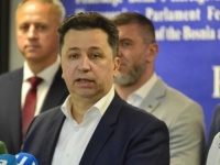 DRAMATIČNO UPOZORENJE IZ SDA: 'U posljednjih 15 mjeseci izgubljeno je oko 10.000 radnih mjesta, industrijska proizvodnja bilježi ozbiljan pad...!'