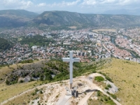 INSPEKCIJA ISTRAŽUJE MILENIJSKI KRIŽ U MOSTARU: Traže dozvole i dokumentaciju