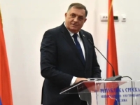 'NEKA DONIRA SVU PLATU U HUMANITARNE SVRHE': Dodik ispratio Schmidta oštrim riječima i pokrenuo priču o materijalnoj šteti