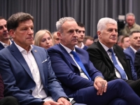 NOVO OKUPLJANJE U ZAGREBU: Stigao i Čović sa Darijanom Filipović - 'Sva rješenja u BiH traže...!'