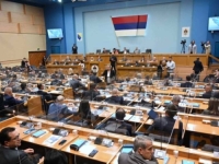 SRPSKA POLITIKA U NOVOJ AKCIJI: NSRS usvojila Deklaraciju o zatvaranju OHR-a