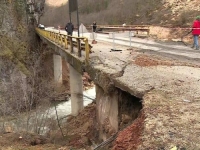 ZA VOZILA DO TRI I PO TONE: Nakon tri mjeseca djelimično otvorena cesta Sarajevo - Foča