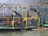 HAVARIJA U SRBIJI: Požar progutao četiri splava (VIDEO)