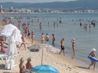 OVE GODINE NEĆE U HRVATSKU, CRNU GORU I ALBANIJU: Turisti iz Evrope navalili na novu balkansku HIT LOKACIJU, cijene su prava sitnica...