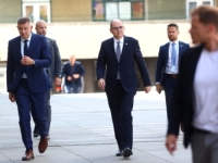 SADA JE POTPUNO JASNO DA JE RADIO ZA ZAGREB, A KARAMATIĆ POTVRĐUJE: 'Schmidt nama Hrvatima i nije bio tako loš'