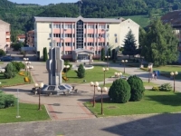 POLICIJA UPALA U OPŠTINU UGLJEVIK: Na meti bivši načelnik