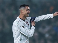 LUKSUZ OD 1,2 MILIONA EURA U BOJAMA AL NASSRA: Cristiano Ronaldo pokazao novu zvijer, garažu krasi unikat kakav ima samo 20 ljudi na svijetu (VIDEO)