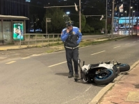 DRAMA NA SKENDERIJI: Motociklista hitno prebačen na KCUS nakon teškog sudara u Alipašinoj ulici – policija blokirala saobraćaj u centru Sarajeva