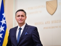 BEZ KOMPROMISA KAD JE U PITANJU DRŽAVA: Oštar odgovor Denisa Bećirovića na priče o cijepanju BiH