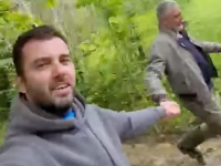 'ZATO TE I VOLIM': Emotivna ispovest Ace Kosa dok ga Čeda čvrsto drži za ruku usred šume (VIDEO)