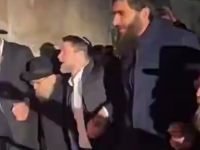 UŽASNA PROVOKACIJA: Najkontroverzniji izraelski ministar napravio žurku s ekstremistima ispred džamije (VIDEO)