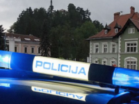 TUČA MAJKI ŠOKIRALA BH. GRAD: Neviđeni skandal na maturi, letjele pesnice i čupale se kose zbog crvenog tepiha