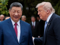 DA LI JE ON OVO STVARNO OBJAVIO?: Bizarne slike Trumpa i Xija kakve svijet još nije vidio (FOTO)