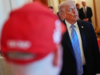 AMERIKA NA IVICI KOLAPSA: Zbog skoka cijena goriva i rata sa Iranom  Donald Trump pao na najniže grane od 2009. godine, a ekonomska kriza guta NJEGOVU STRANKU