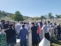 ZBOGOM, ĐANA: Obavljena dženaza Vildani Đani Šaković, suprug Armin i djeca ispratili je uz suze