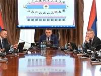 STVARANJE PRIVIDA DA SE ŽIVI DOBRO: Vlada RS povlači poteze kojima želi zamaskirati stvarno stanje ekonomije