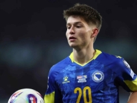 TRAŽE GA EVROPSKI KLUBOVI: Nizozemski mediji otkrili pod kojim uslovima Bajraktarević može napustiti PSV