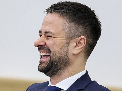 HIT NA INTERNETU: Procurila nikad viđena fotografija ministra Amidžića...