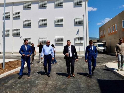 VELIKI PROJEKAT PRI KRAJU: Čović obišao novi mostarski zatvor...