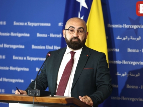 EMOTIVNO PISMO MUHAMEDA HASANOVIĆA HAGU: Protivi se bilo kakvom puštanju na slobodu zločinca Mladića