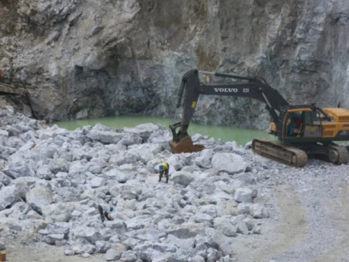 ORBANOV PAD RUŠI NAJVEĆI PROJEKAT U RS-u: Manji bh. entitet ostaje bez milijardi eura