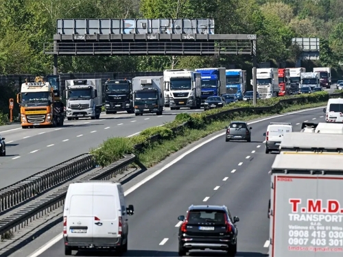RIGOROZNO: U ovoj europskoj zemlji razmatraju drastično smanjenje maksimalne brzine...