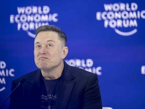 IZGUBIO DODIR SA STVARNOŠĆU: Elon Musk mogućnosti svoje tehnologije uporedio sa Isusovim čudima...