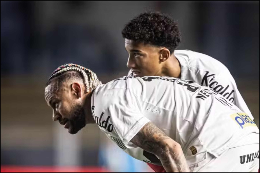 SUNOVRAT VELIKE KARIJERE: Neymar u centru skandala, ošamario sina brazilske legende...
