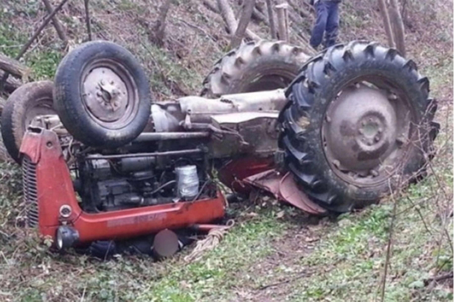 TEŠKA NESREĆA U RS-u: U prevrtanju traktora poginuo muškarac...