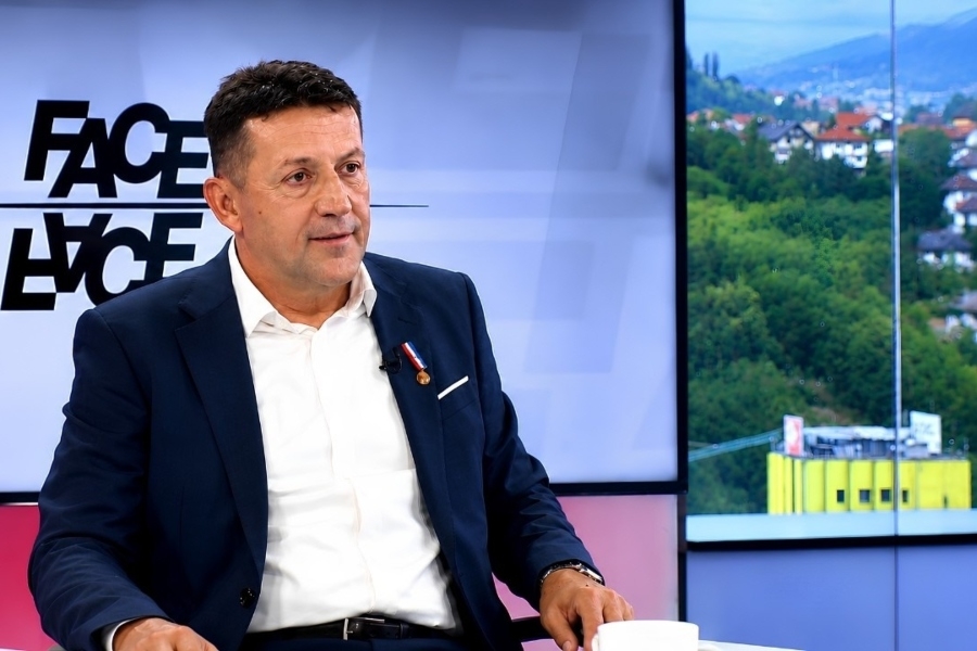 ZDENKO LUČIĆ SE OTVORIO I IZNIO NEVJEROVATNE STVARI: 'Čović nema identitet Hrvata, Kovačević nije legitiman – a ja imam dokaz koji ću iznijeti na sudu' (VIDEO)
