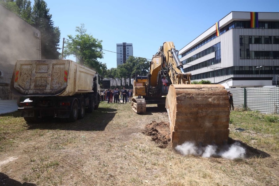 'SB' NA LICU MJESTA: Nakon 30 godina počela gradnja muzeja Ars Aevi u Sarajevu (FOTO)