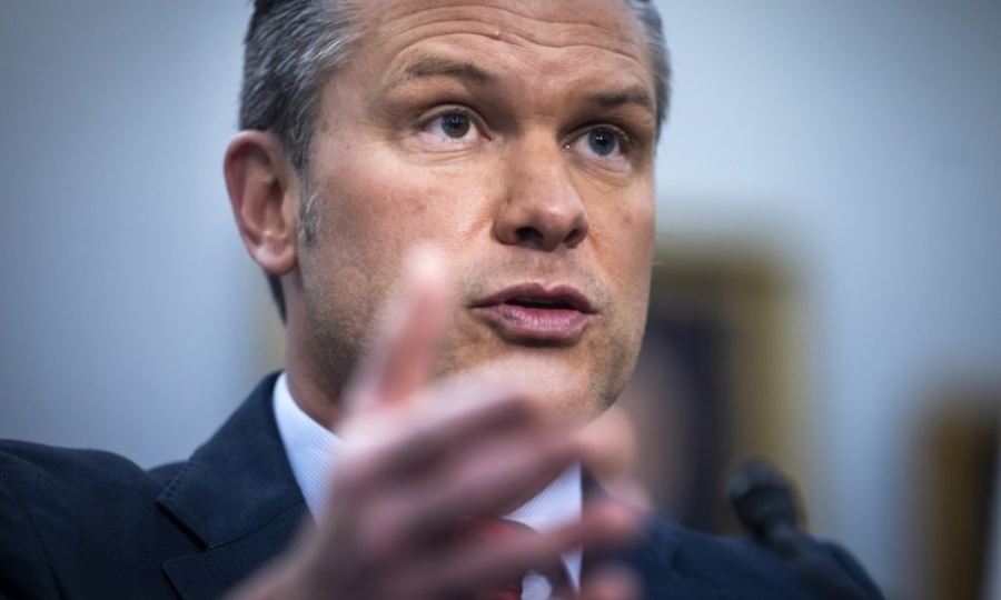 HEGSETH S(V)E ISKRCAO U NORMANDIJI: 'Kada ćete poduzeti nešt