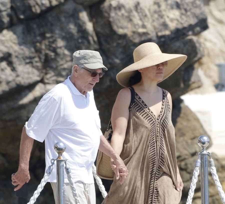 DE NIRO UŽIVA S 36 GODINA MLAĐOM TIFFANY: Fotke otkrile gdje provode odmor