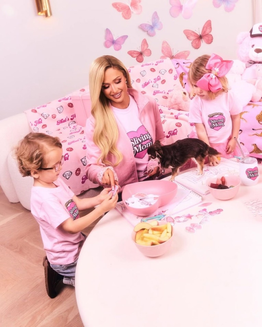 PARIS HILTON POKAZALA VILU KOJU JE OMOGUĆILA SVOJIM PSIMA: D